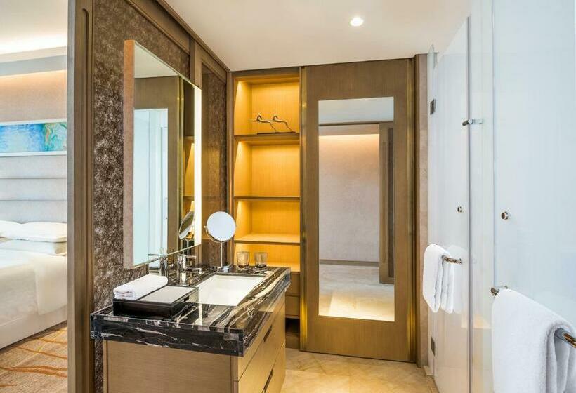 اتاق استاندارد با چشم‌انداز, Sheraton Qingdao West Coast