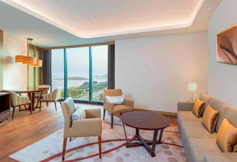 سوئیت اجرایی با تخت کینگ, Sheraton Qingdao West Coast