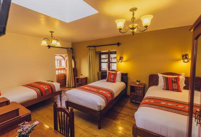 수피리어 트리플 룸, Quechua Hotel Cusco