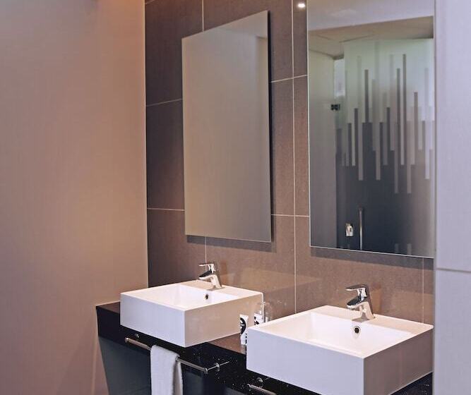 Апартаменты 2 Спальни, The Capital Menlyn Maine
