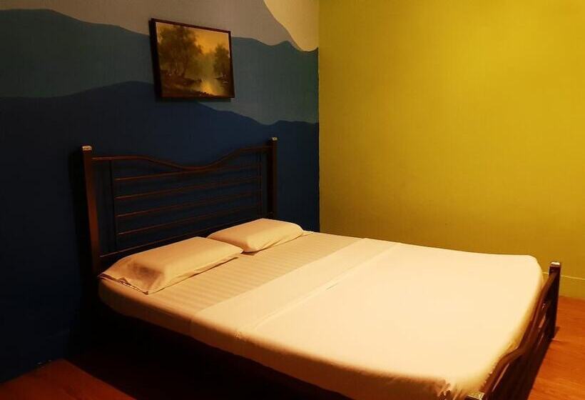 スタンダードルーム, Akinabalu Youth Hostel