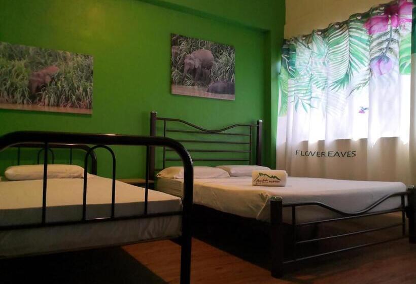 스탠다드 트리플 룸, Akinabalu Youth Hostel
