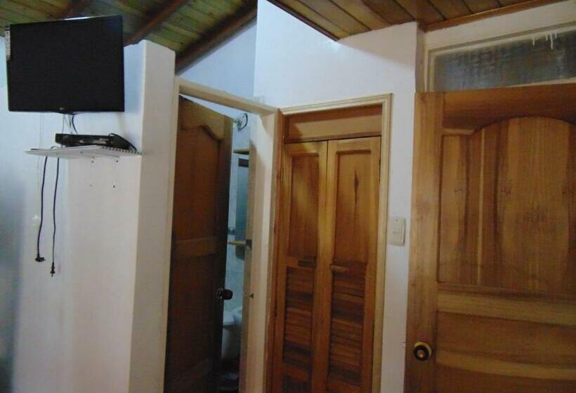 Habitación Cuádruple Estándar, Casa Campestre La Colombiana