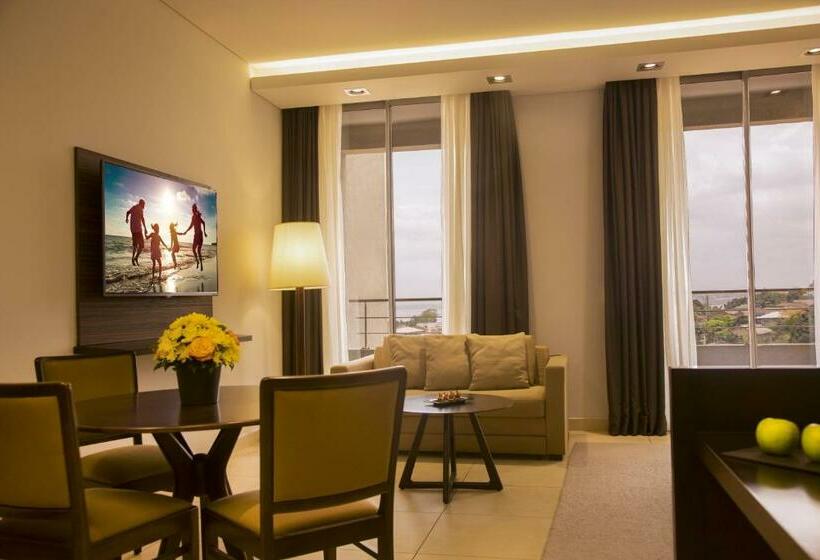 استودیوی لوکس, Kin Plaza Arjaan By Rotana