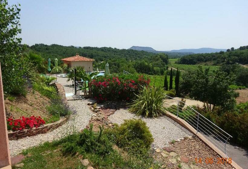 Номер Стандарт, Domaine De Flo
