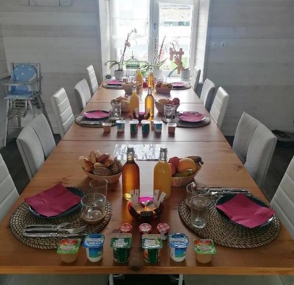 标准间带游泳池, L âme Du Gourmand
