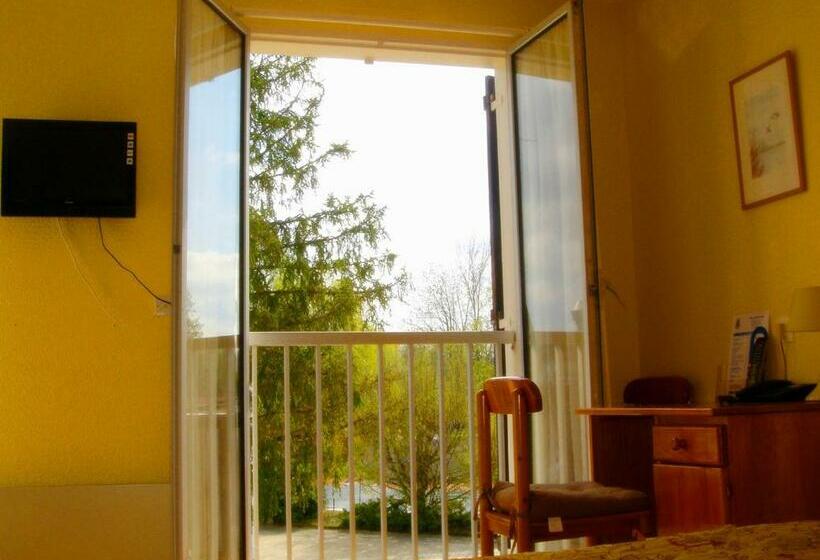 Номер Стандарт, Motel Des Bruyères