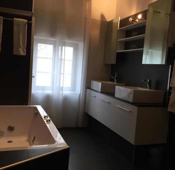 Quarto Comfort, Au Lavoir