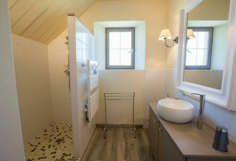 Номер Комфорт, Chambres D'hôtes L'oustralac