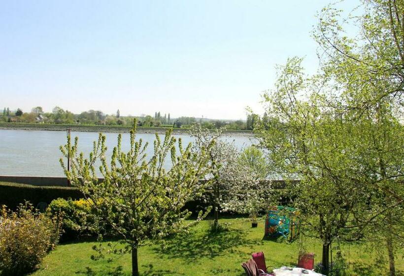 Номер Стандарт, En Bord De Seine