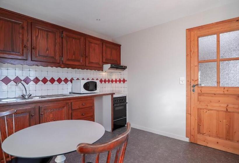 استودیوی استاندارد, Chalet Hôtel Des 2 Gares