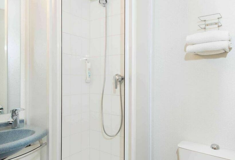 Номер Стандарт, Ibis Budget Beziers Est La Giniesse