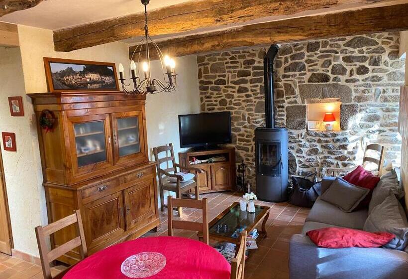Дом 2 Спальни, Maison D Hotes & Gites Domaine De La Garaye