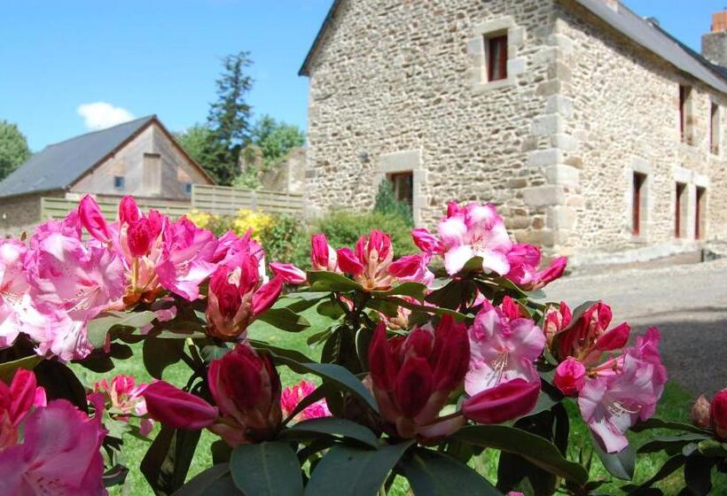 Дом 2 Спальни, Maison D Hotes & Gites Domaine De La Garaye
