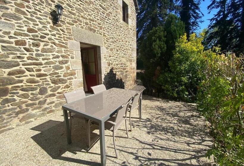 Дом 2 Спальни, Maison D Hotes & Gites Domaine De La Garaye