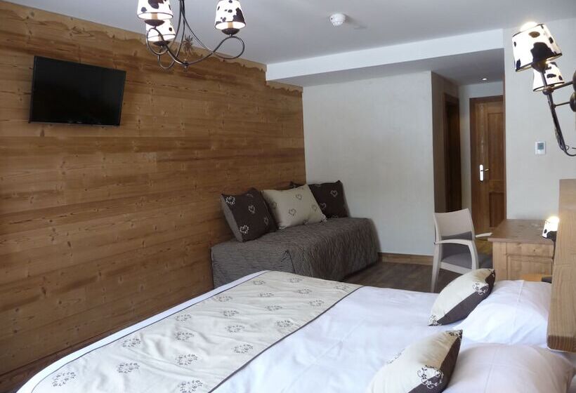 اتاق استاندارد چهار تخته, Chalet Hôtel Le Beausoleil, The Originals Relais