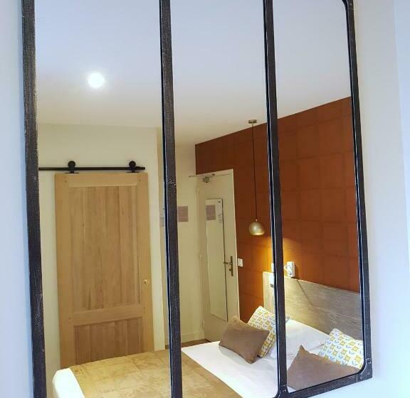 חדר פנימי מוזל, Les Chants D Ailes   Hôtel Face Mer