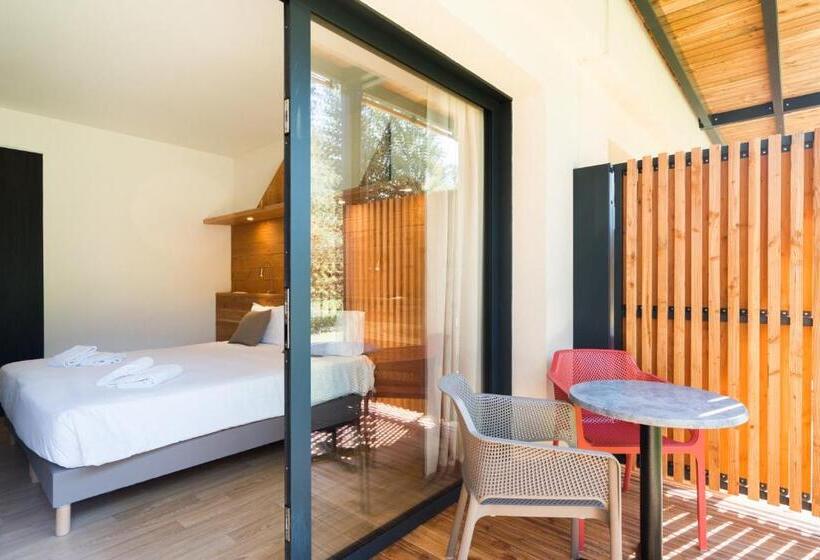اتاق لوکس, Village Vacances Le Bérouze