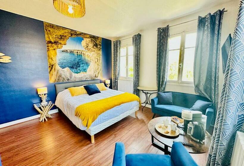 Номер Стандарт, Manoir De La Marjolaine