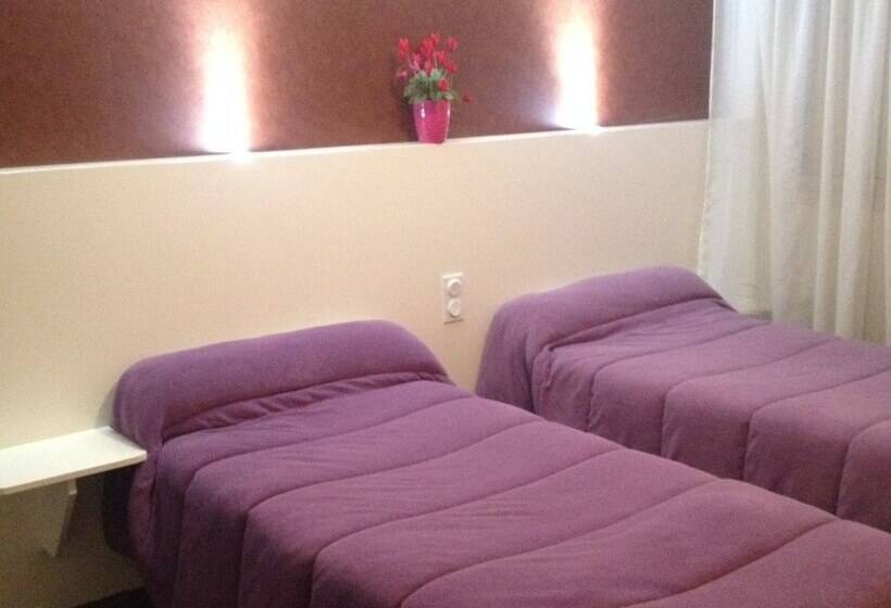 Номер Стандарт Вид на Сад, Auberge Pen Mur