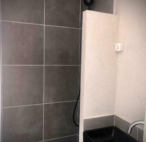 Номер Стандарт, Auberge Saint Antoine