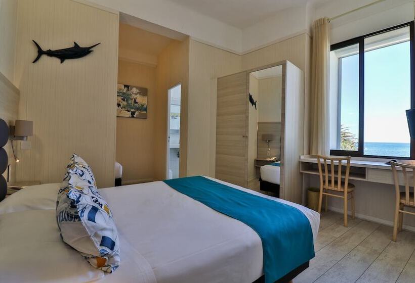 Номер Стандарт Вид на Море, Golf Hôtel