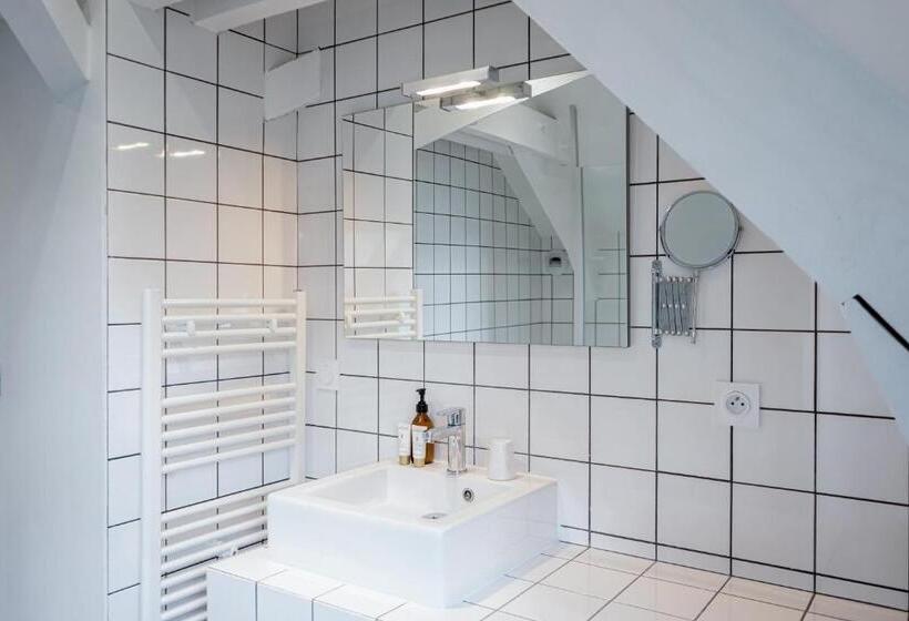 Quarto Superior, Le Collonges Tv Connecte Wifi Netflix