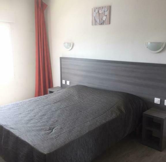 Номер Стандарт, Hôtel Le Neptune