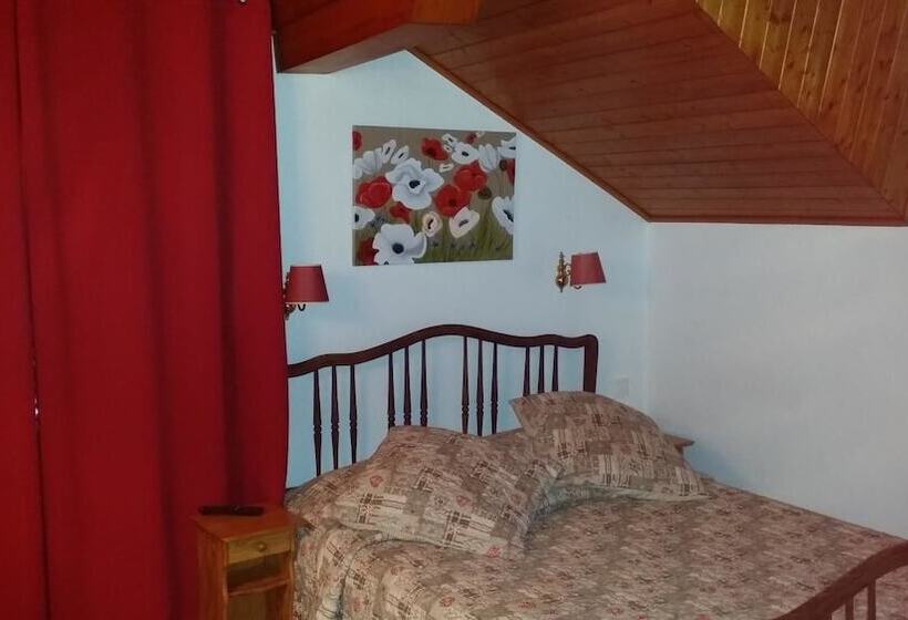 اتاق استاندارد با چشم‌انداز کوهستان, Hôtel Le Tourisme