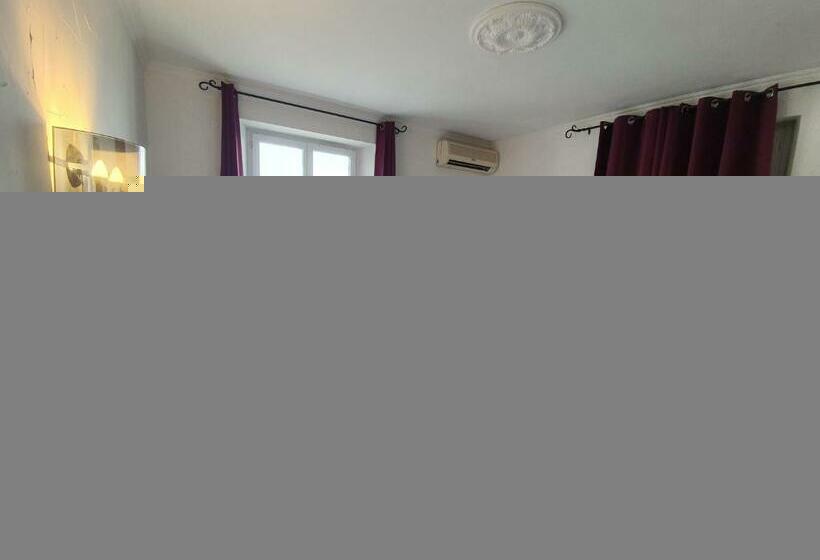 Номер Стандарт, Hôtel Les 3 Terrasses