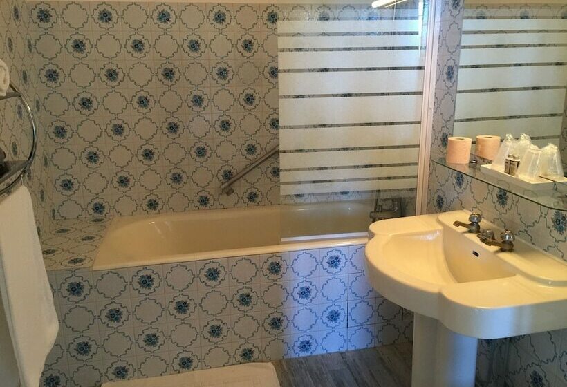 Номер Superior, La Villa St Laurent   Bergerac
