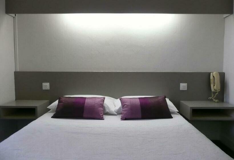 Номер Комфорт, Little Lodge Hôtel