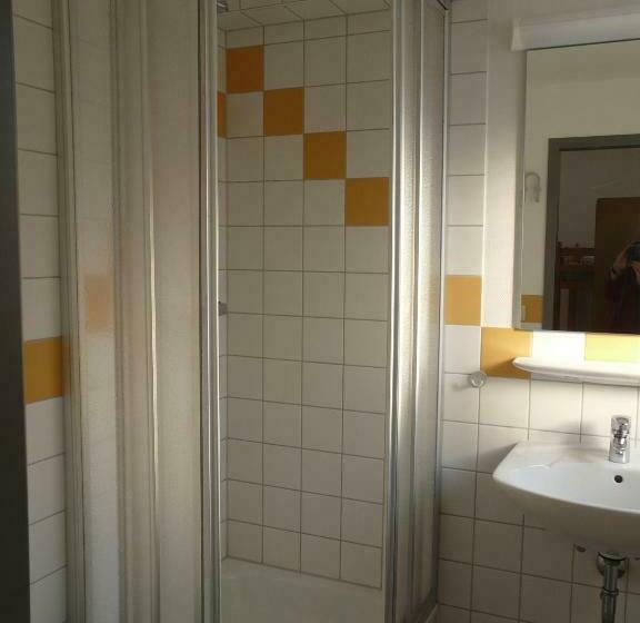 Семейный Номер, Jugendherberge Flensburg