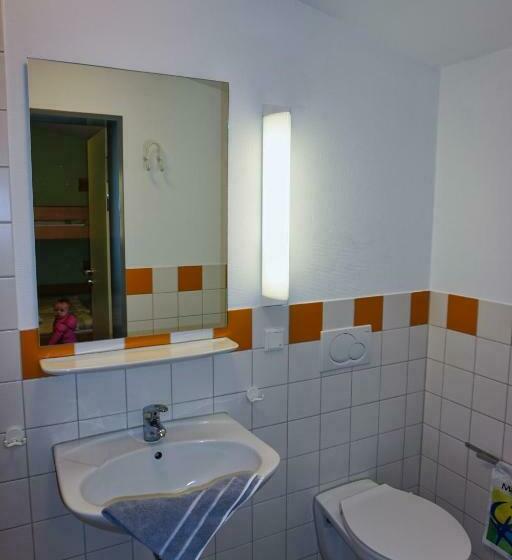 Семейный Номер, Jugendherberge Flensburg
