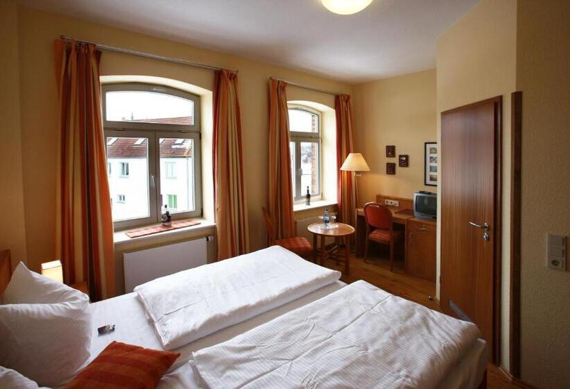 Четырехместный Номер Стандарт, Restaurant & Hotel Wismar