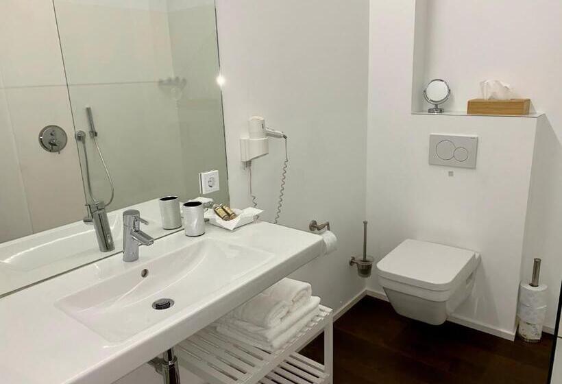 Апартаменты Deluxe с 1 спальней, с видом на бассейн, Weingut Aparthotel Olinger