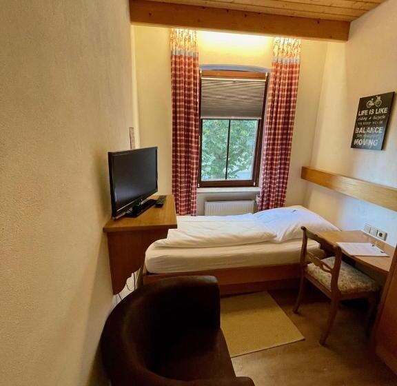 Номер Economy Индивидуальный, Bayerischer Hof