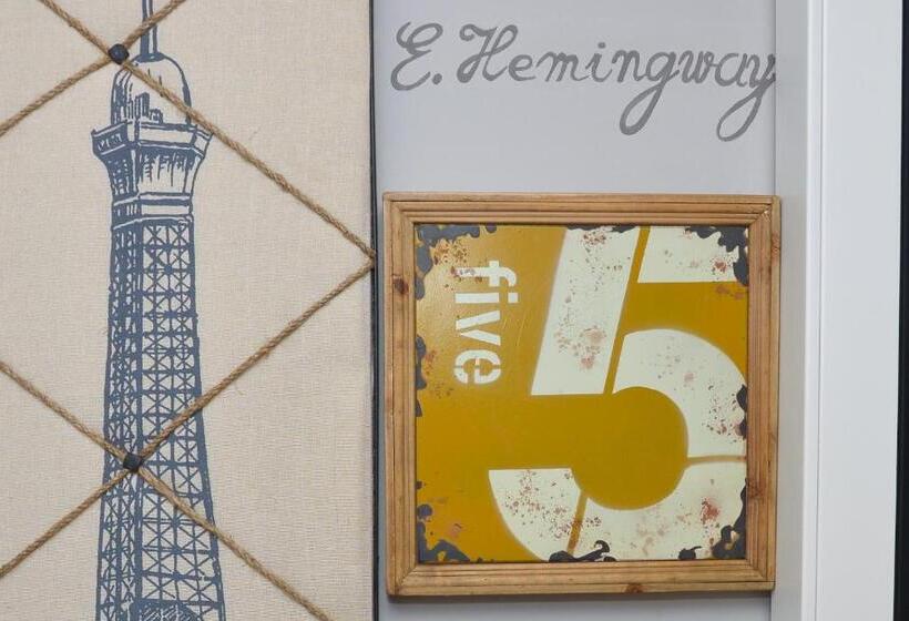 اتاق لوکس, Like Home Boutique