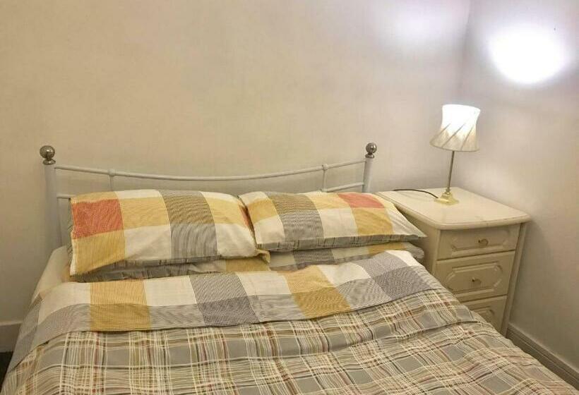 Номер Economy, Merchant House
