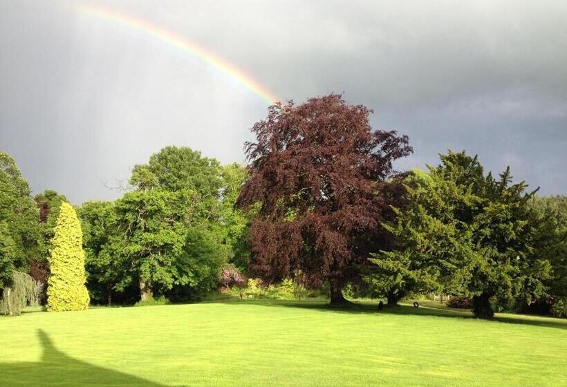 غرفة قياسية مطلّة علي الحديقة, West Plean House