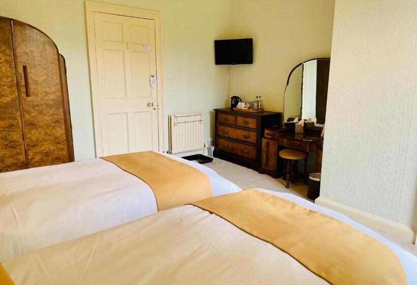 غرفة قياسية مطلّة علي الحديقة, West Plean House