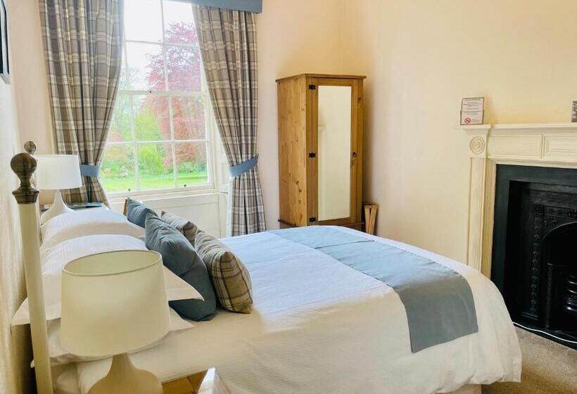 غرفة قياسية مطلّة علي الحديقة, West Plean House