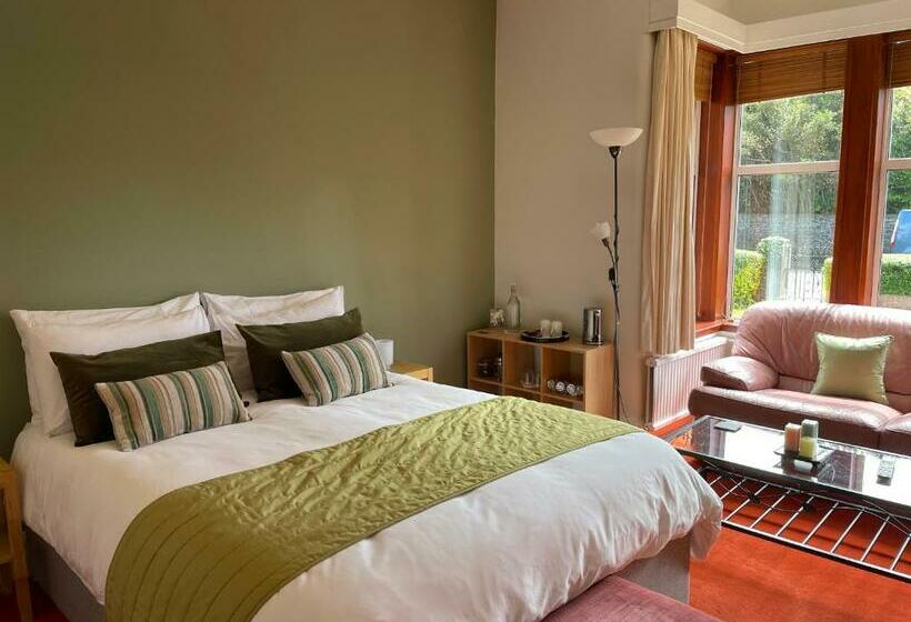 キングサイズベッドのデラックスルーム, Blackburn Villa B&b