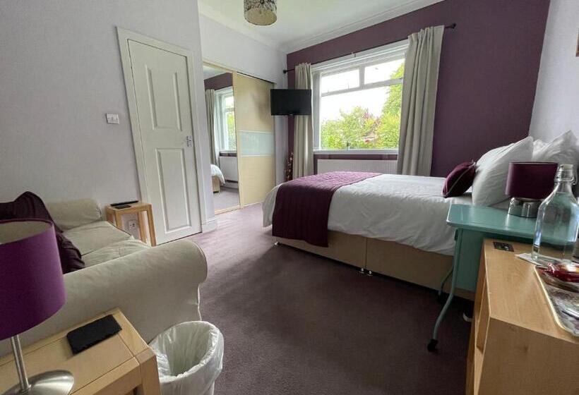 キングサイズベッドのスタンダードルーム, Blackburn Villa B&b