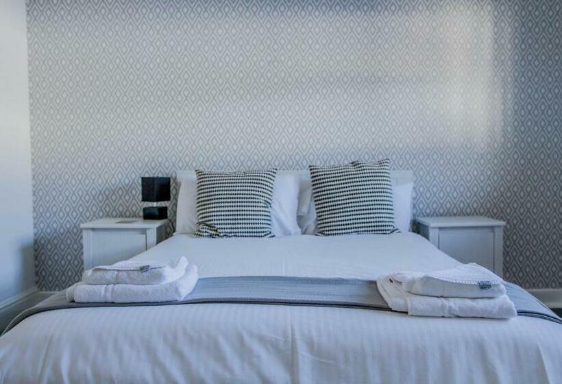 スタンダードルーム, The Sun Inn