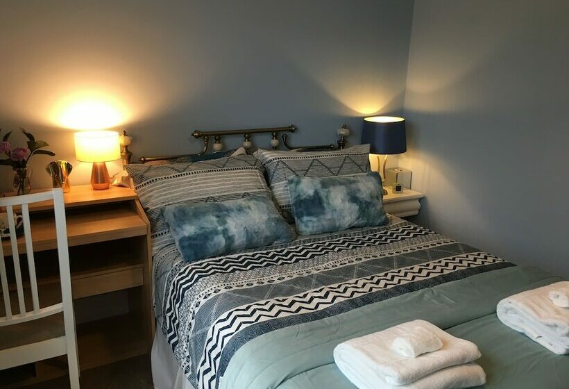 Номер Deluxe, Leafy Suburban Bed And Breakfast