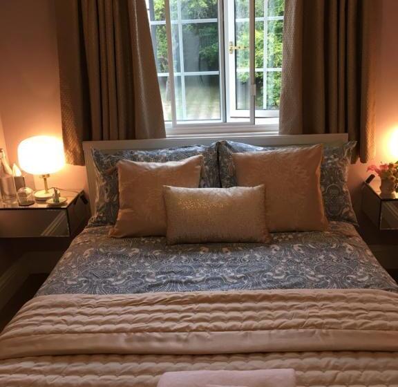 Номер Economy, Leafy Suburban Bed And Breakfast