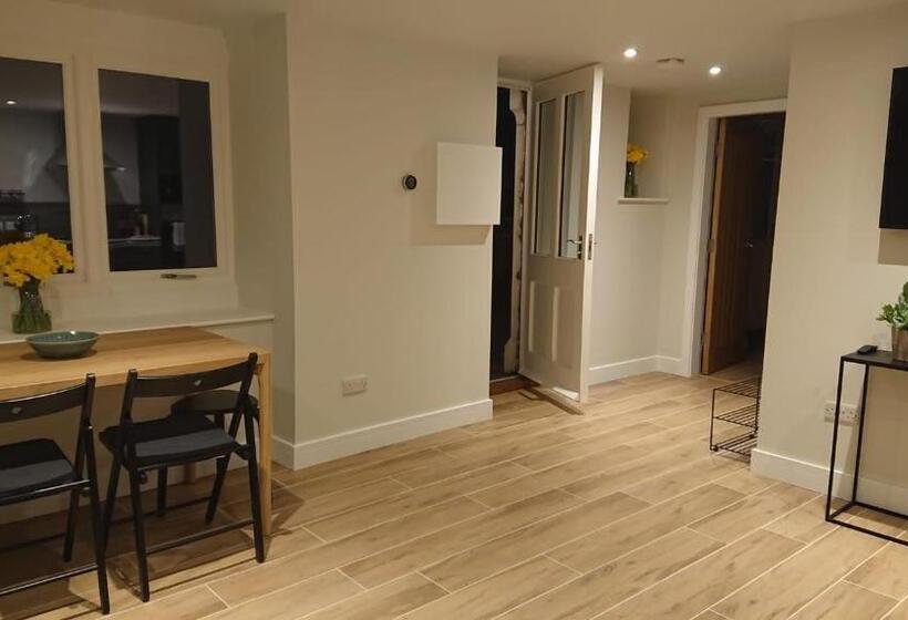 带1个卧室的高级公寓, Eastfield Lodge