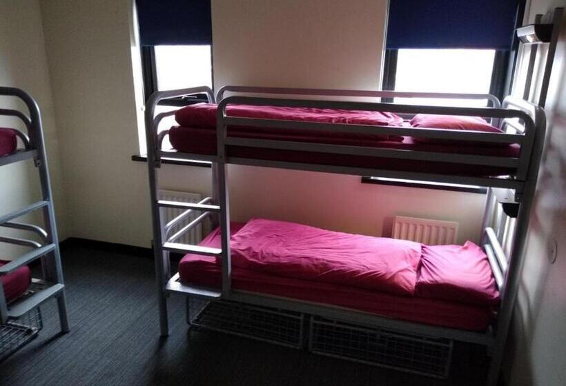 تختخواب در اتاق مشترک, Belfast International Youth Hostel
