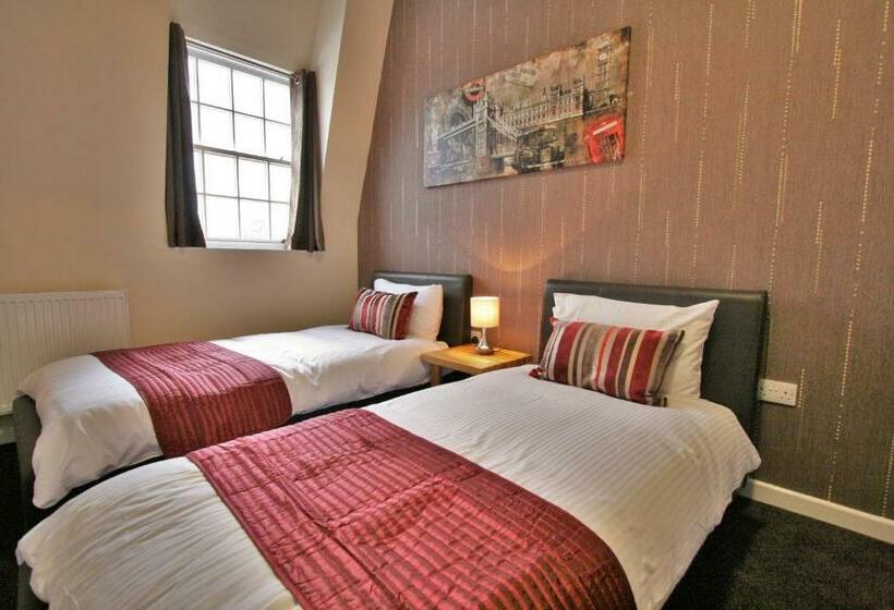 Номер Стандарт, Central Hotel Gloucester By Roomsbooked